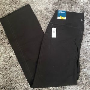 NWT slim boot-cut, extra high rise Old Navy leggings